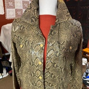 Retro classic country faux skin jacket.